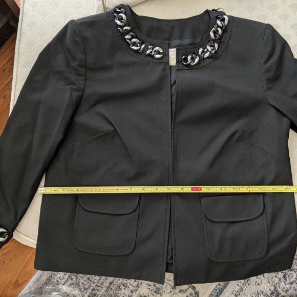 Michael Kors Black Jacket with silver and black chain detail and 2 front pockets - Picture 2 of 4